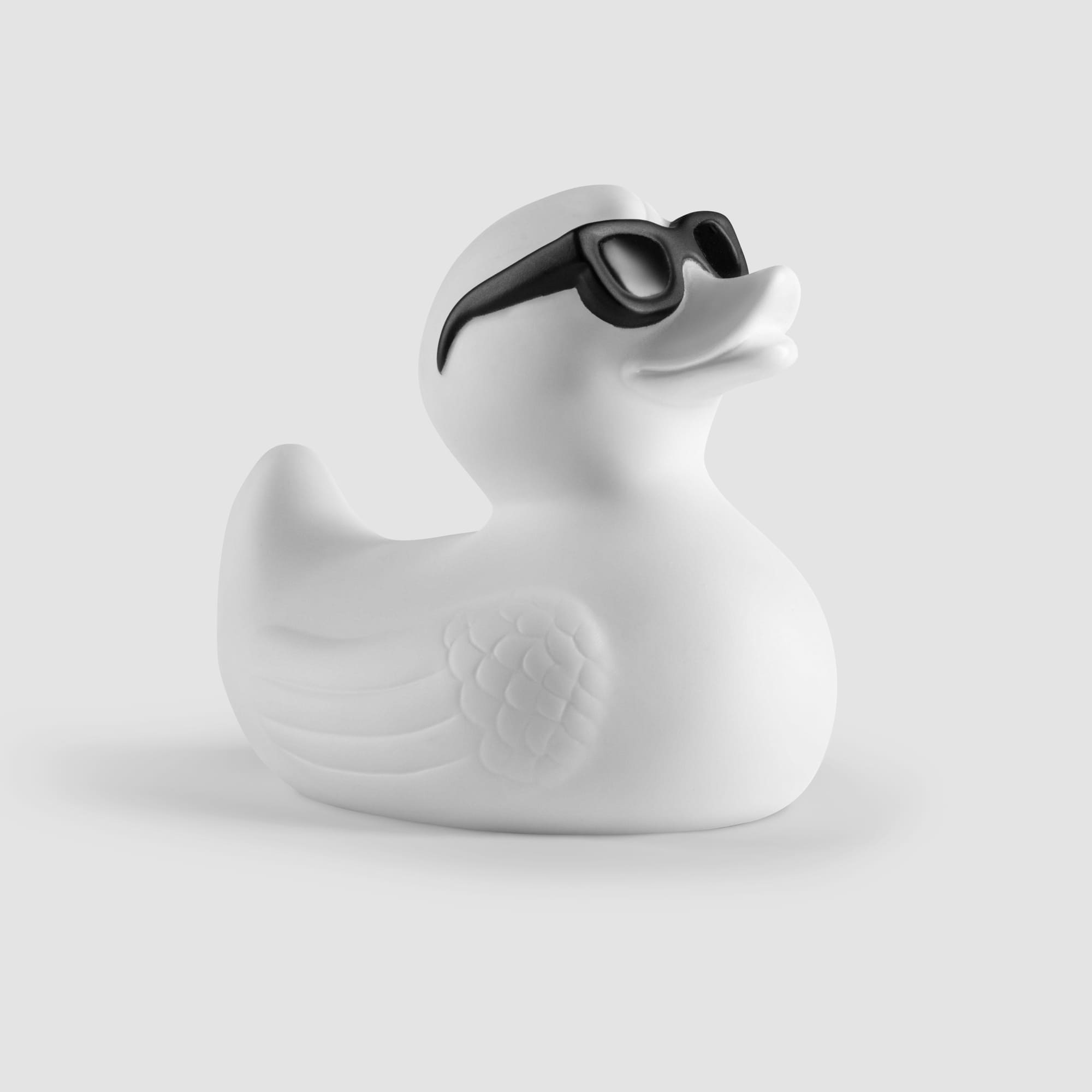 Резиновая уточка в очках Monogram 1041